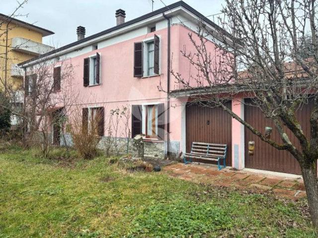 Villa in vendita a Borgo Val Di Taro