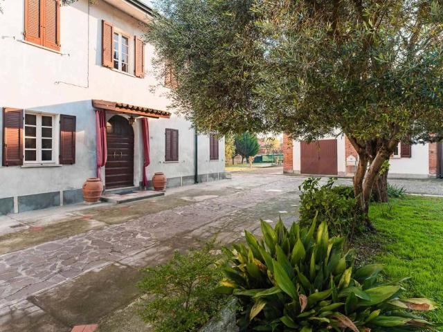 Villa in vendita a Borgo Virgilio MN