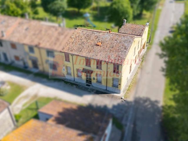 Villa in vendita a Borgocarbonara MN