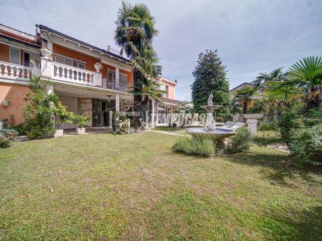 Villa in vendita a Borgomanero NO