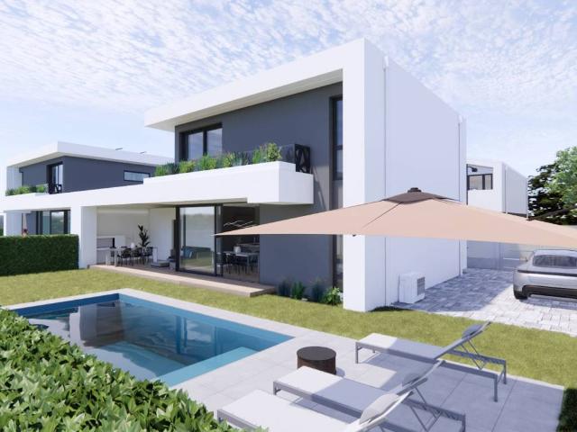 Villa in vendita a Borgomanero NO