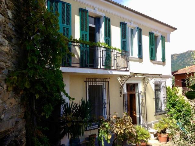 Villa in vendita a Borgomaro IM
