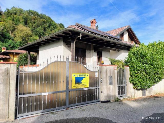 Villa in vendita a Borgosesia VC