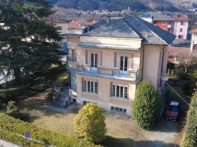 Villa in vendita a Borgosesia VC