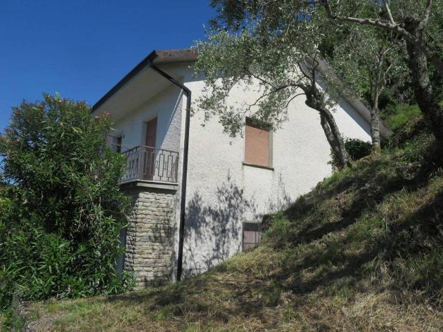 Villa in vendita a Borghetto di Vara SP