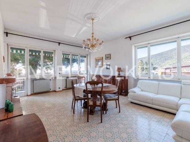 Villa in vendita a Borghetto Santo Spirito SV