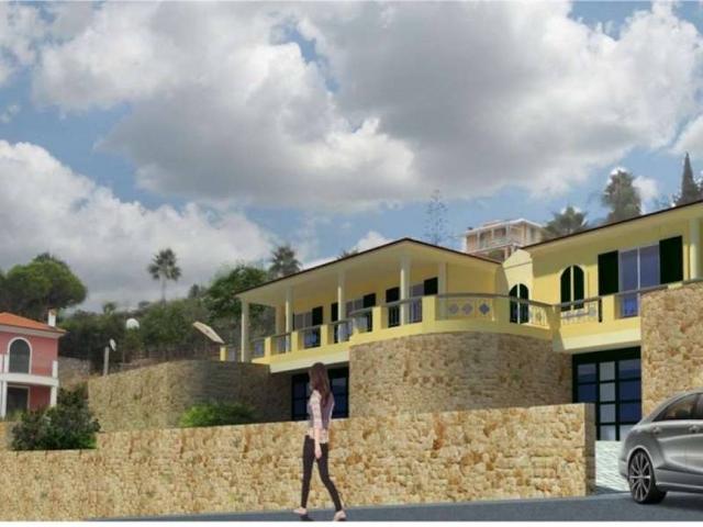 Villa in vendita a Bordighera IM