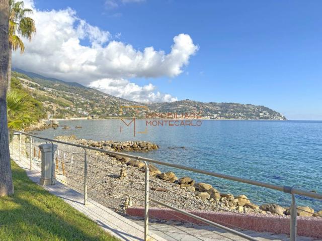 Villa in vendita a Bordighera IM