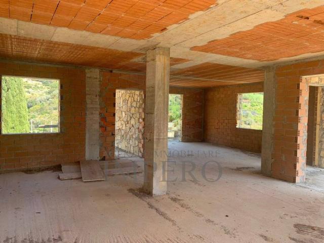 Villa in vendita a Bordighera IM