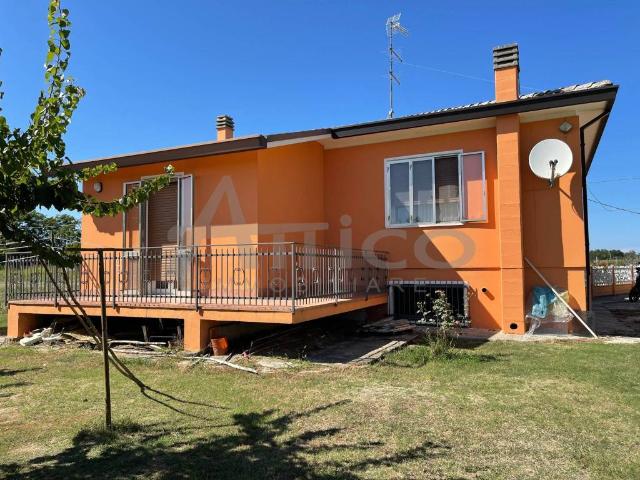 Villa in vendita a Bosaro RO