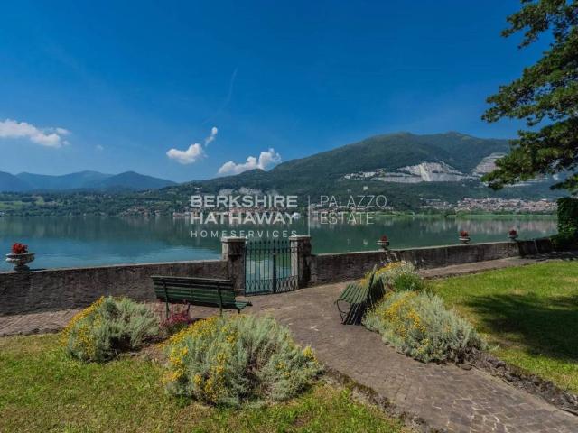 Villa in vendita a Bosisio Parini LC