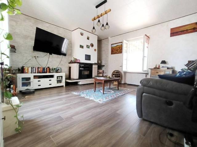 Villa in vendita a Bosnasco PV