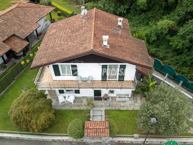 Villa in vendita a Baveno