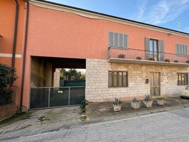 Villa in vendita a Badia Polesine RO