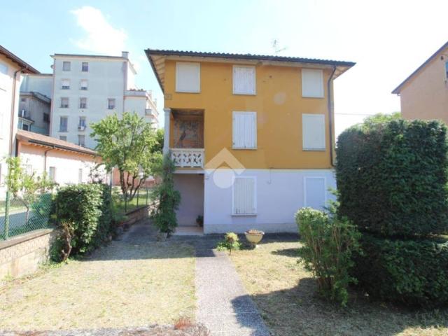 Villa in vendita a Bagnolo in Piano RE