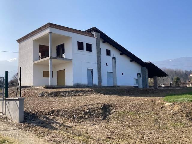 Villa in vendita a Bagnolo Piemonte CN