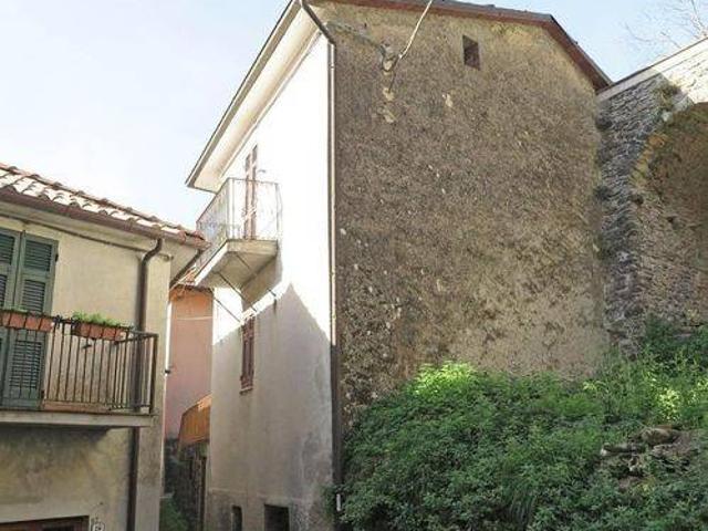 Villa in vendita a Bagnone MS