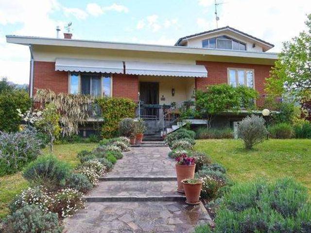 Villa in vendita a Bagnone MS