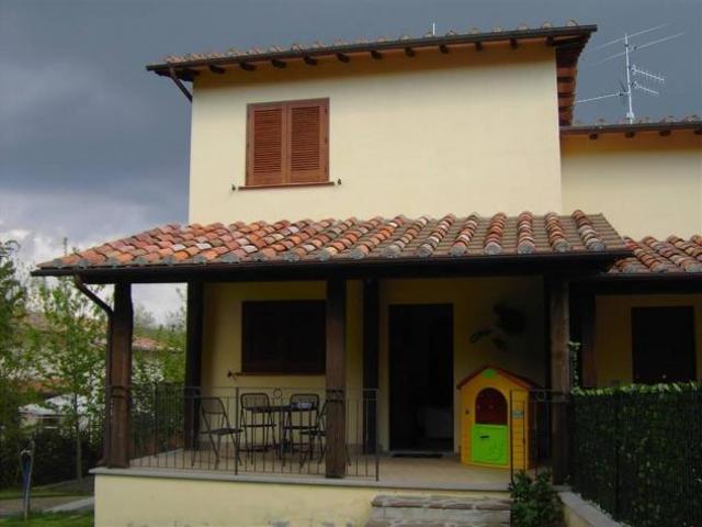 Villa in vendita a Bagnore Santa Fiora 140 mq Rif: 845123