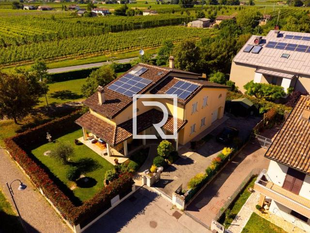 Villa in vendita a Bagnacavallo RA