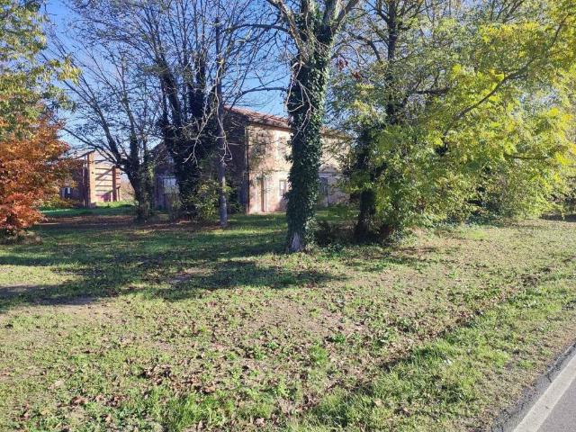Villa in vendita a Bagnacavallo RA