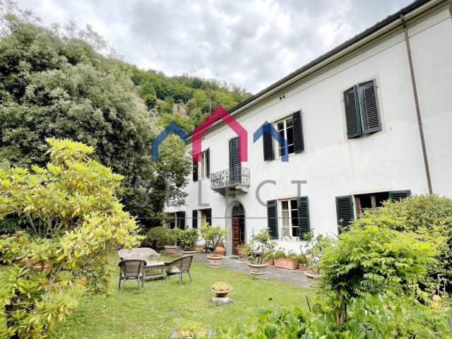 Villa in vendita a Bagni di Lucca