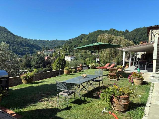 Villa in vendita a Bagni di Lucca LU