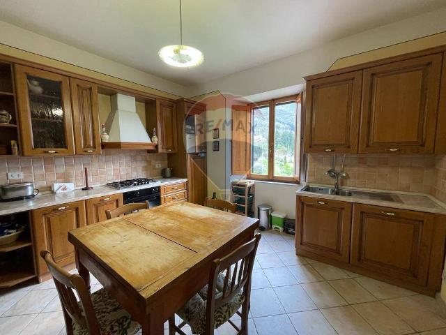 Villa in vendita a Bagni di Lucca LU