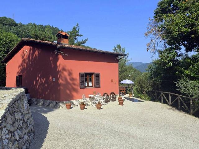 Villa in vendita a Bagni di Lucca LU