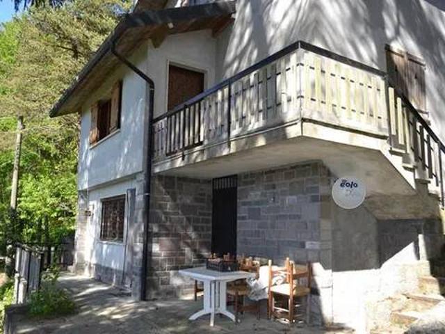 Villa in vendita a Bajardo IM