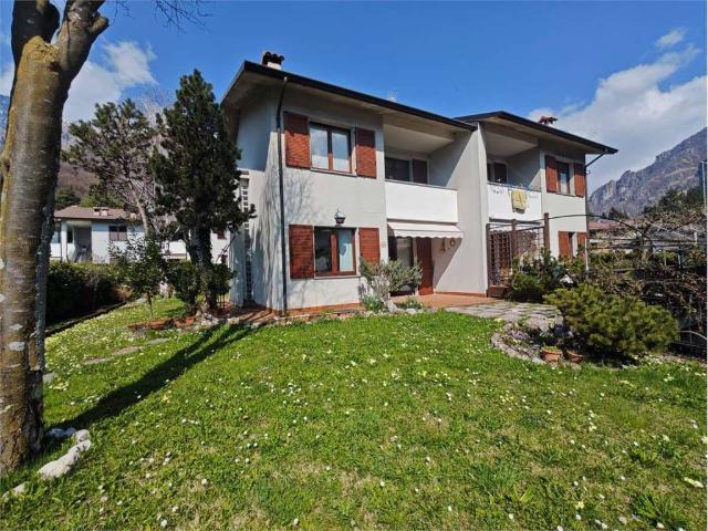 Villa in vendita a Ballabio LC