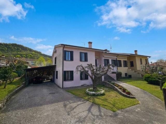 Villa in vendita a Baone PD