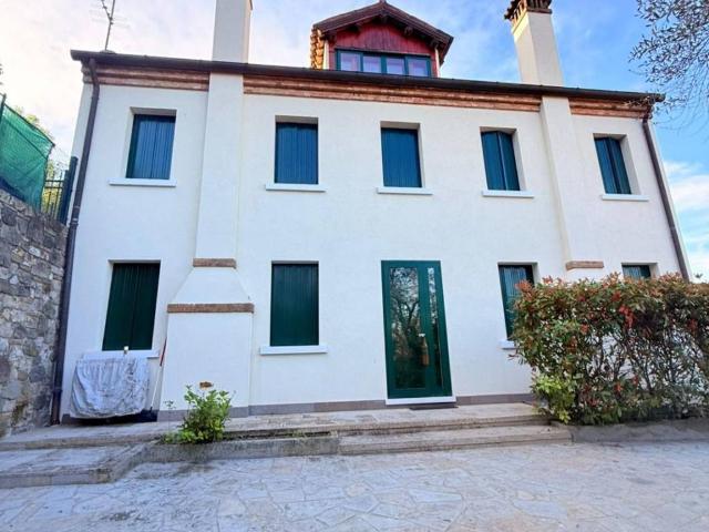 Villa in vendita a Baone PD
