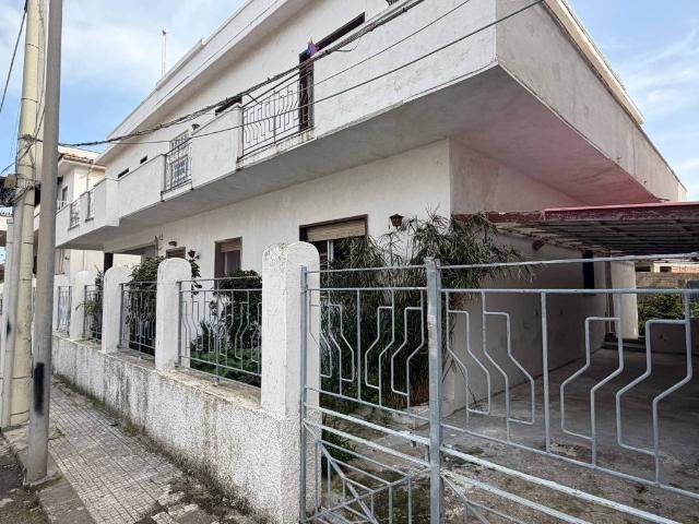 Villa in vendita a Barcellona Pozzo di Gotto ME