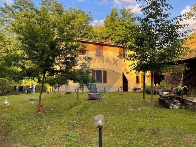Villa in vendita a Barga LU