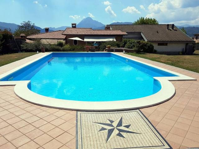 Villa in vendita a Barga LU