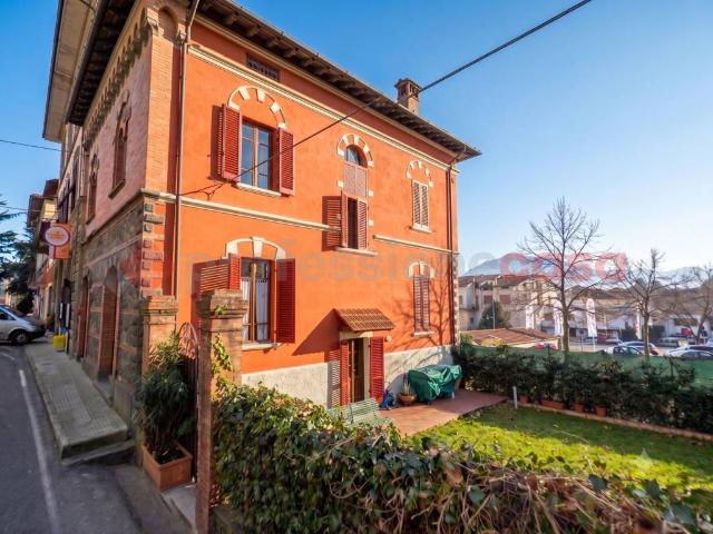 Villa in vendita a Barga LU