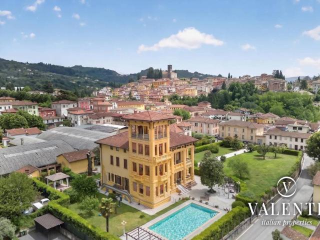 Villa in vendita a Barga LU