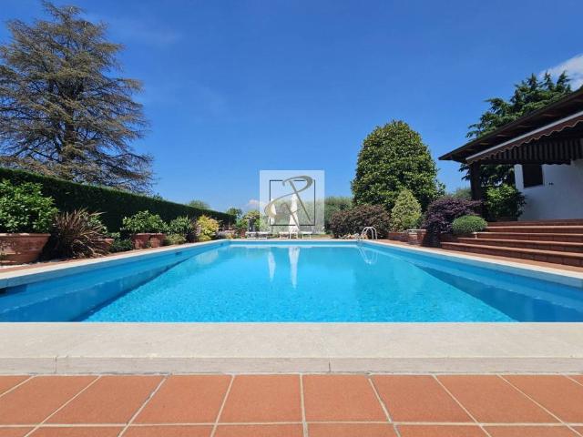 Villa in vendita a Bardolino VR