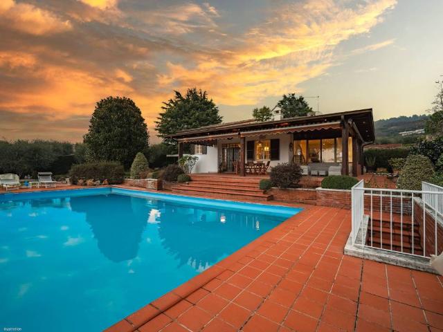 Villa in vendita a Bardolino VR