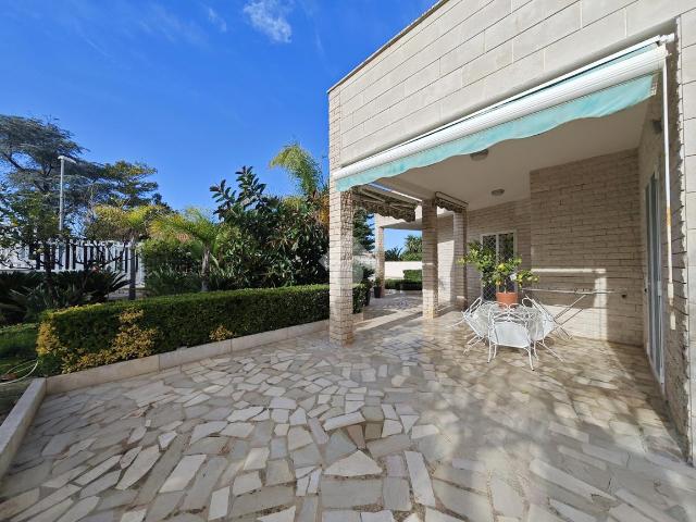 Villa in vendita a Bari