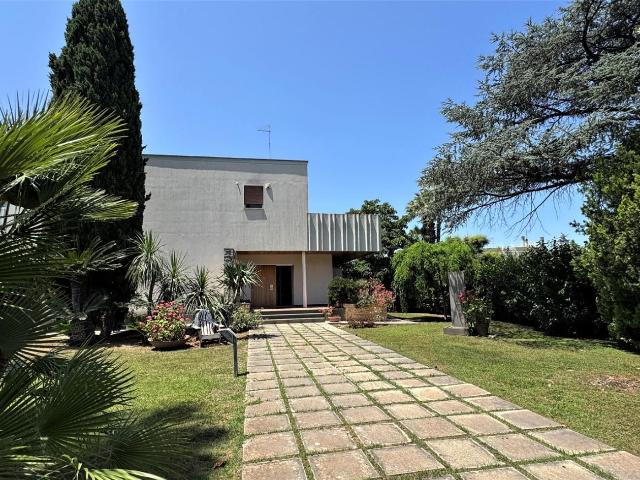 Villa in vendita a Bari