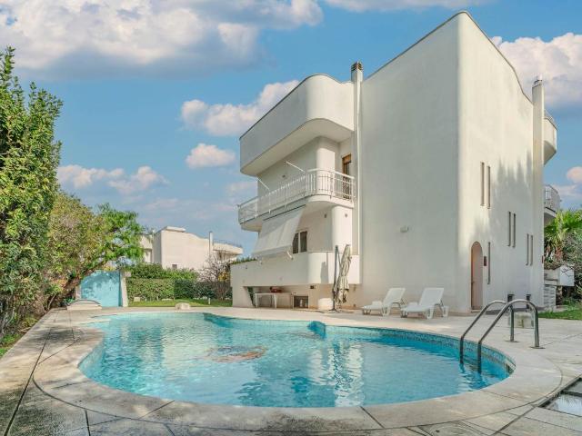 Villa in vendita a Bari