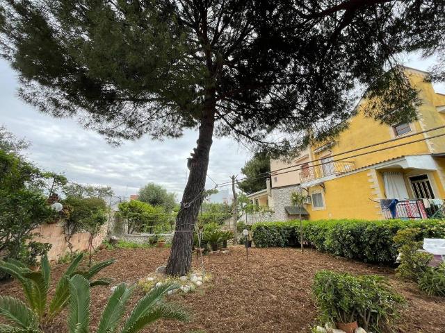 Villa in vendita a Bari BA