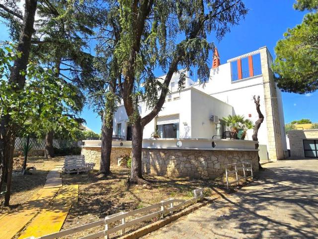 Villa in vendita a Bari BA