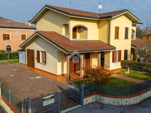 Villa in vendita a Baricella BO
