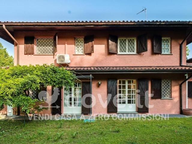 Villa in vendita a Barzana BG
