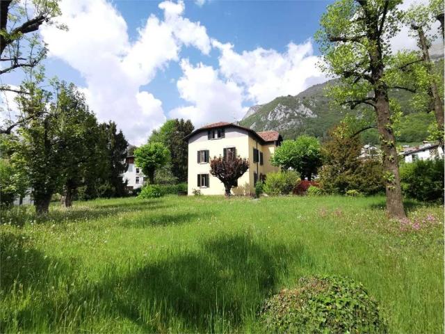 Villa in vendita a Barzio LC