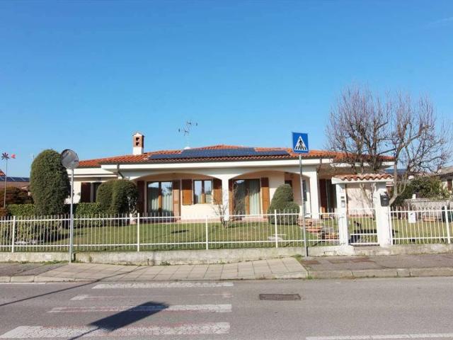 Villa in vendita a Basiano MI