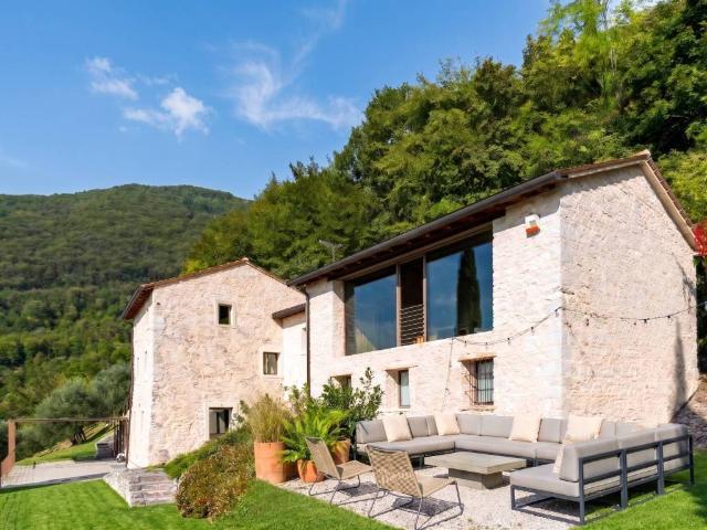 Villa in vendita a Bassano del Grappa VI